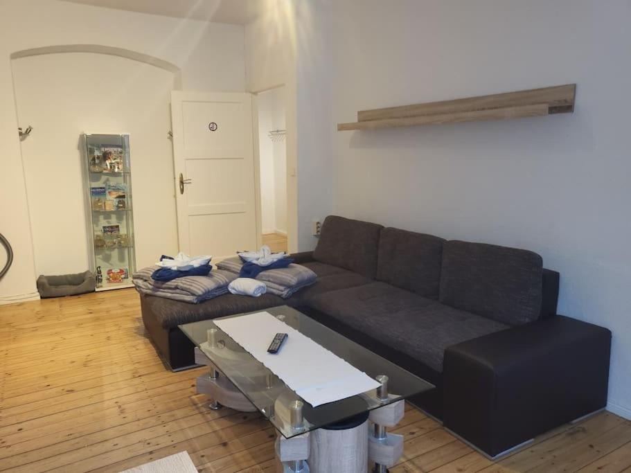 Gemuetliches Am Bach Nahe Bus Und Bahn Appartement Berlijn
